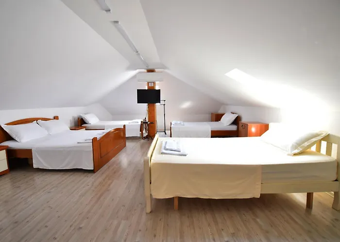 度假居 Fran's Traditional House Shkodër