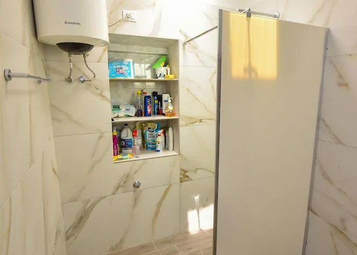 Fran's Traditional House Shkodër