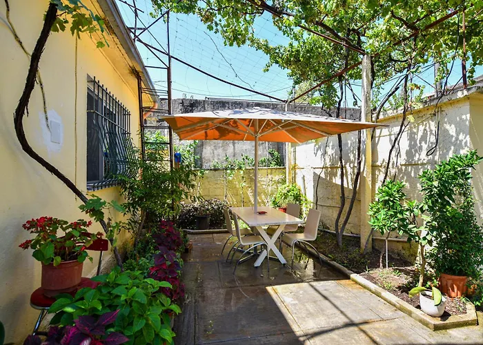 Fran's Traditional House 度假居 *