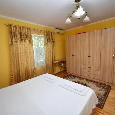 Fran's Traditional House Casa vacanze *