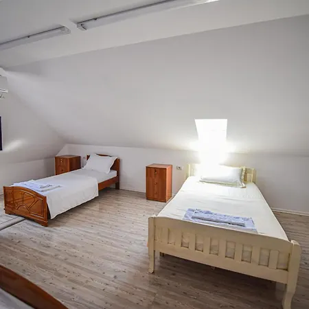 Fran's Traditional House